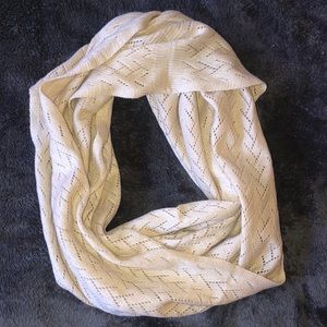 Cream knit scarf